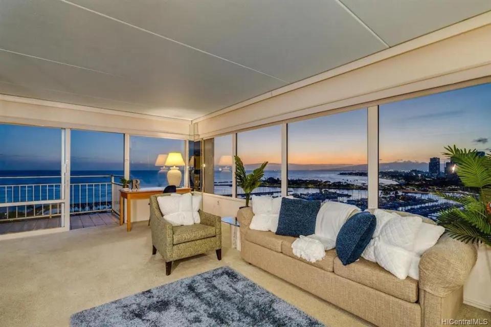 Апарт отель Ilikai #1743 Panoramic Views On Waikiki Beach Гонолулу Экстерьер фото